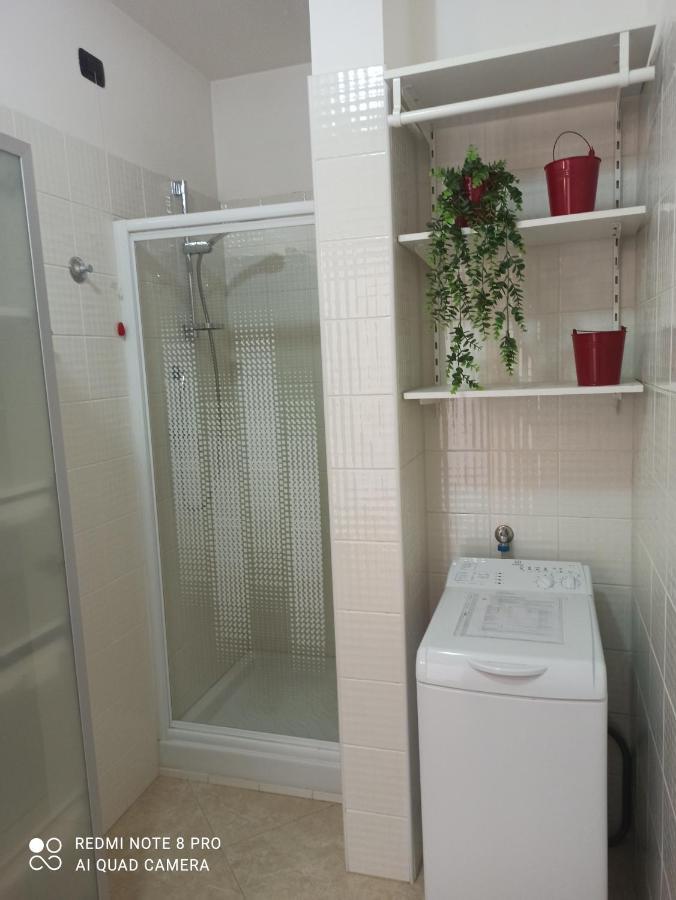Fara One Apartment Bari Bagian luar foto