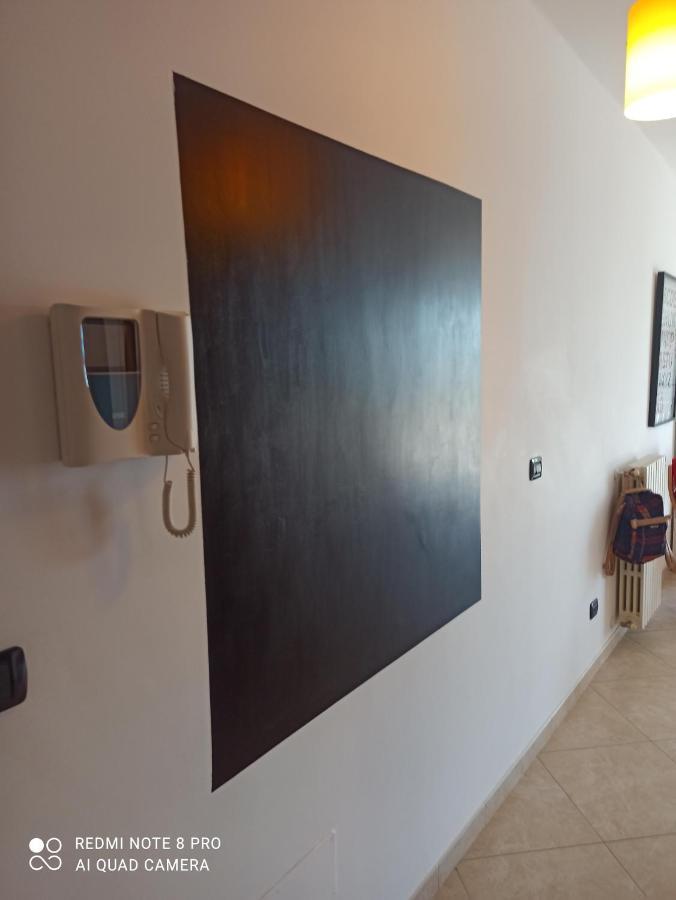 Fara One Apartment Bari Bagian luar foto
