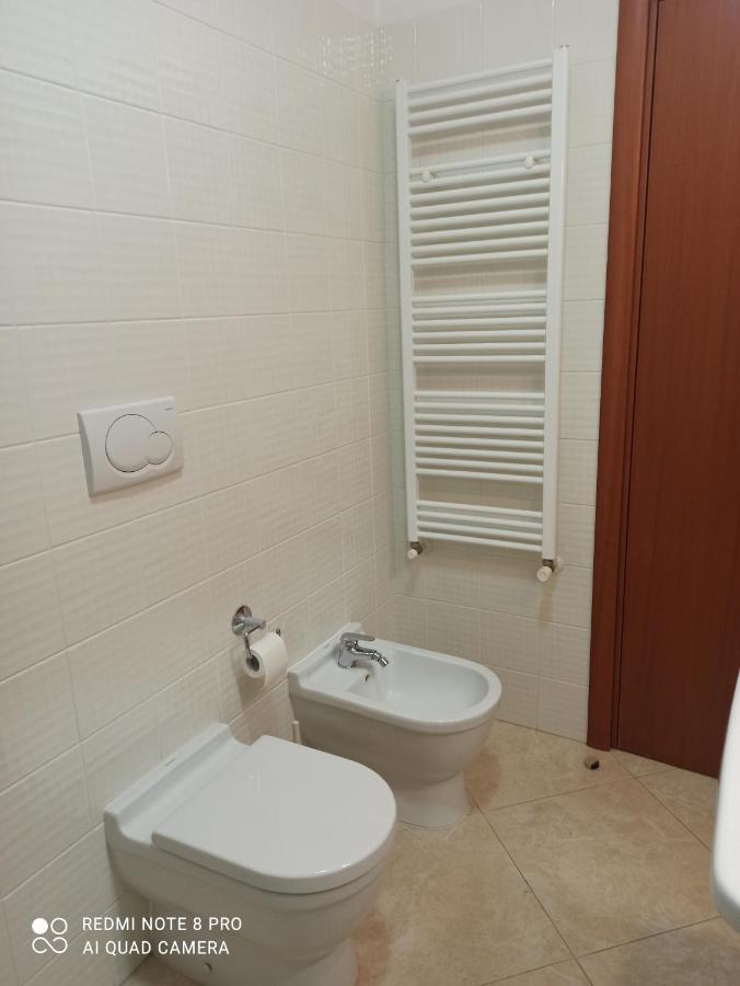Fara One Apartment Bari Bagian luar foto