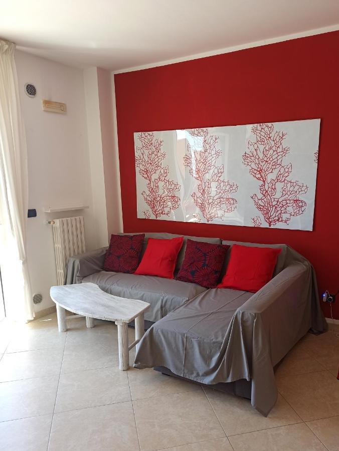 Fara One Apartment Bari Bagian luar foto